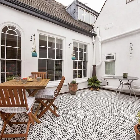 Shambles Secret Holiday home